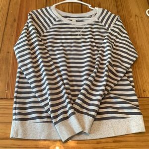 Women’s old navy sweater
